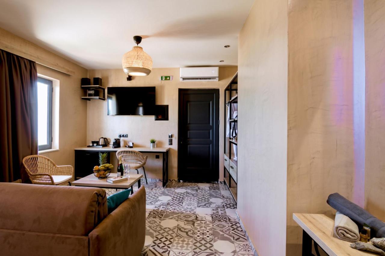 Driades Luxury Apartments Herszonisszosz Kültér fotó